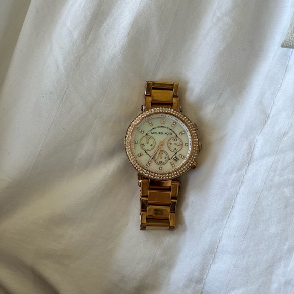 Michael Kors Watch - Picture 2 of 2